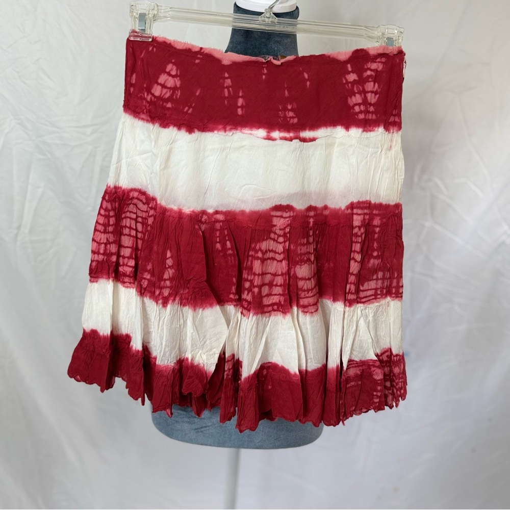 NWT Chaudry KC Red and White Bohemian Tie-Dye Skirt, Size Medium